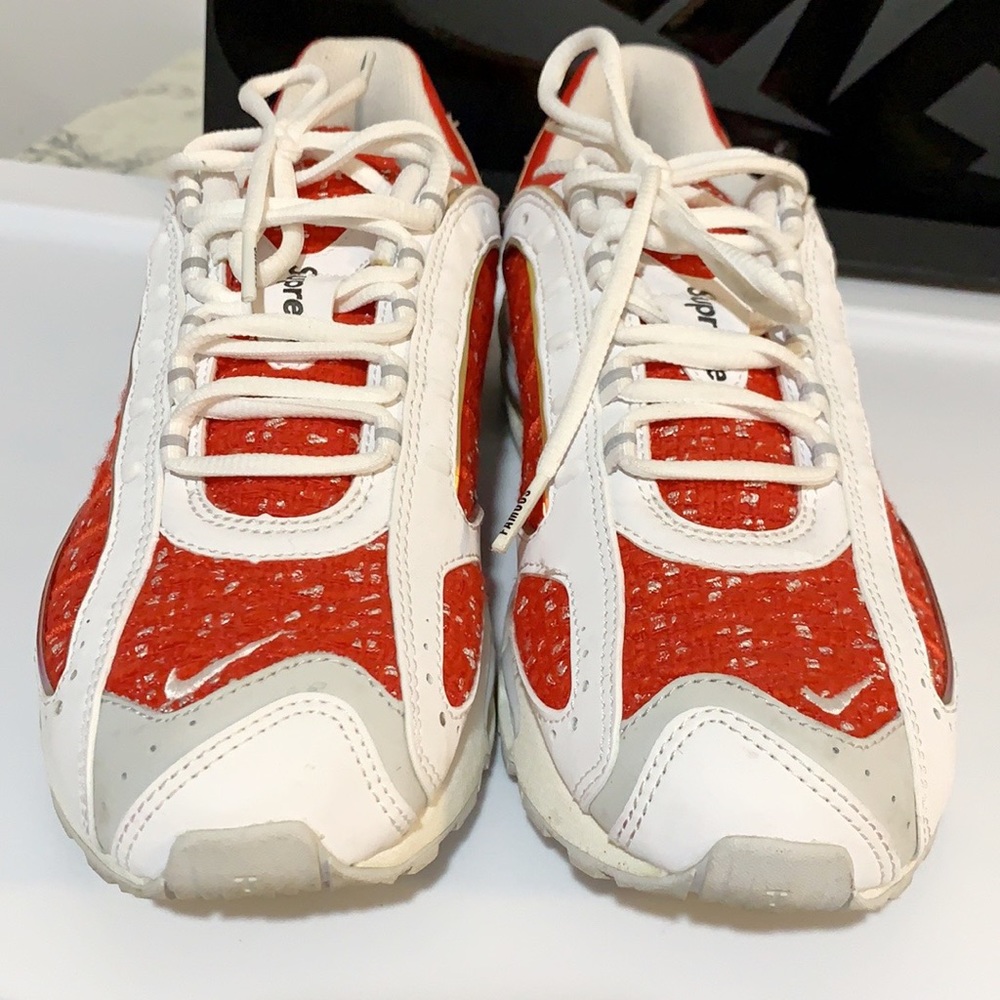Supreme x Nike Air Max Tailwind IV Red White - Picture 3 of 16